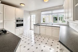 Photo 21- click for photo gallery